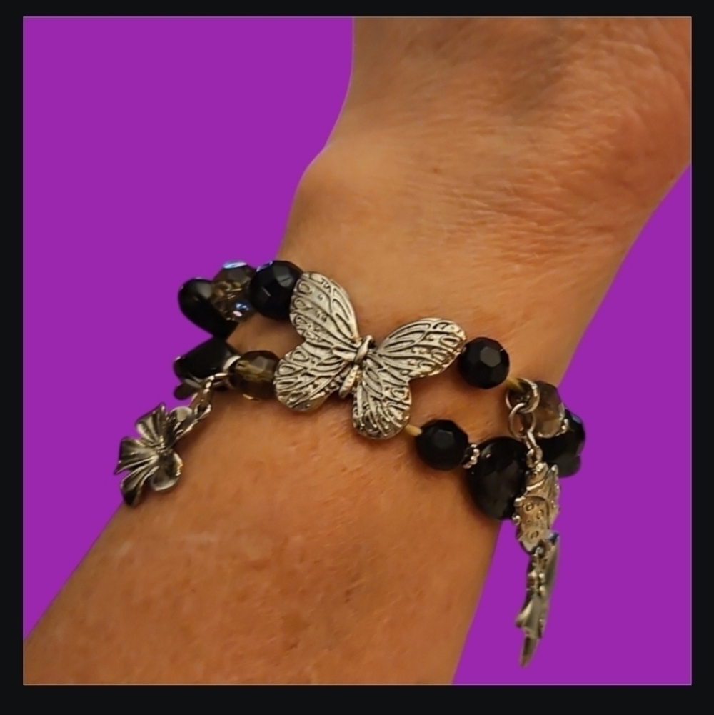 VTG Fairycore Black Glass Beaded Butterfly Ladybug Charm Stretch Bracelet
